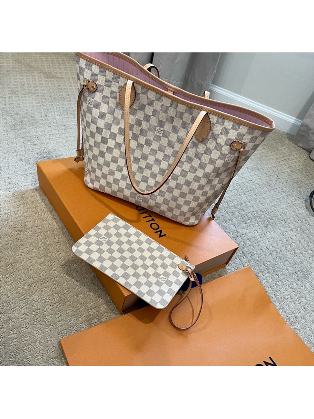Authentic Louis Vuitton Damier Azur Tote with Pink Interior and Vachetta Trim - Picture 9 of 17
